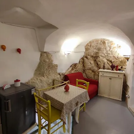 Ostuni- Casa Cisterna Porta San Demetrio Apartment