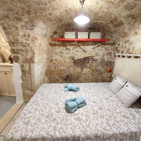 Apartment Ostuni- Casa Cisterna Porta San Demetrio Ostuni